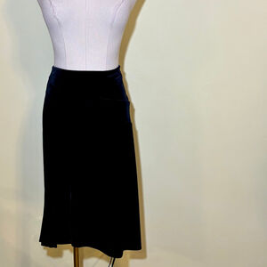 Le Chateau Women’s Vintage Asymetrical Black Velvet Skirt M